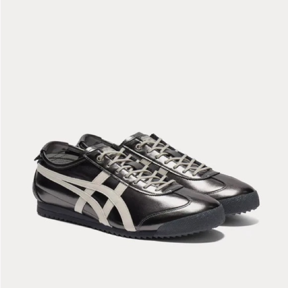 Onitsuka Tiger by Asics Shoes - Onitsuka Tiger Mexico 66 Metallic Series Metropolis Cream low top Sneakers